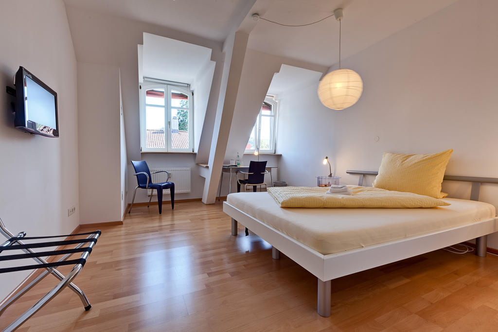Pensionsieben Das Andere Hotel Lörrach Szoba fotó